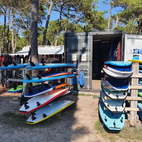 container wally dans la pinède