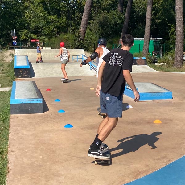 cours de skateboard collectif, Wally skate